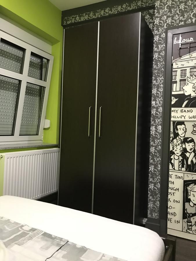 Hostel Paris ซาเกร็บ ภายนอก รูปภาพ